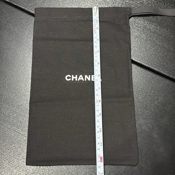 Chanel Black Signature Dust Bag - Picture 3 of 5